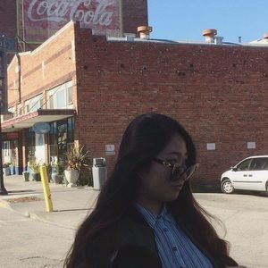 Meet your Posher, Sally